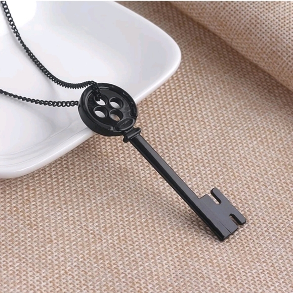 Coraline Metal Key Necklace - Picture 1 of 14